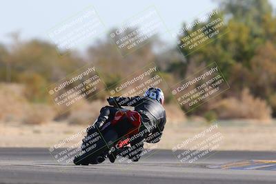 media/Dec-18-2022-SoCal Trackdays (Sun) [[8099a50955]]/Turn 7 Backside (1125am)/